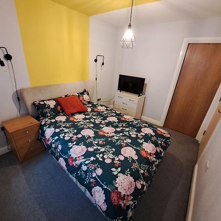 Private And Comfortable Room In Cosy Home Nottingham Dış mekan fotoğraf
