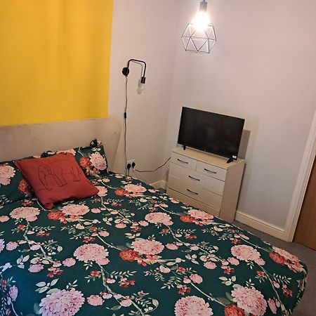 Private And Comfortable Room In Cosy Home Nottingham Dış mekan fotoğraf